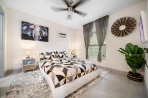 Modern Apt Near Las Olas Beach